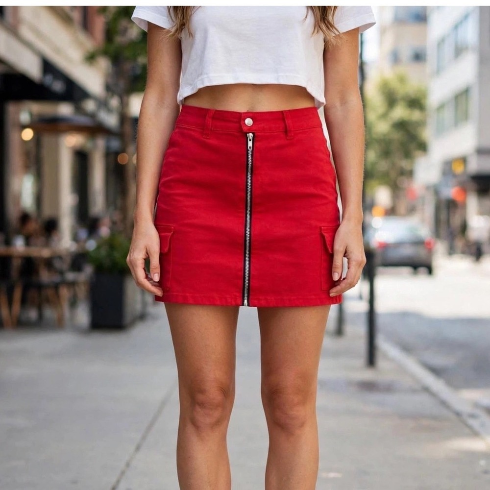American Bazi Red Cargo Mini Skirt Full Zip Front Utility Pockets Size M